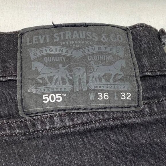 Levi's 505 Men's Black Grey Wash Jeans 36x32 Regular Fit Straight Leg 5 Pocket - Picture 9 of 15